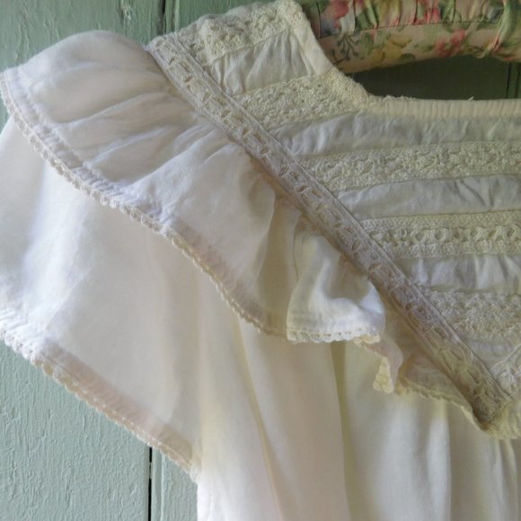 *PRICE FIRM* Vintage Lace Ruffle White Top - Picture 5 of 11